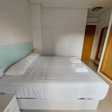 Arenales Playa By Mar Holidays อาเรนาเลส เดล ซอล ภายนอก รูปภาพ