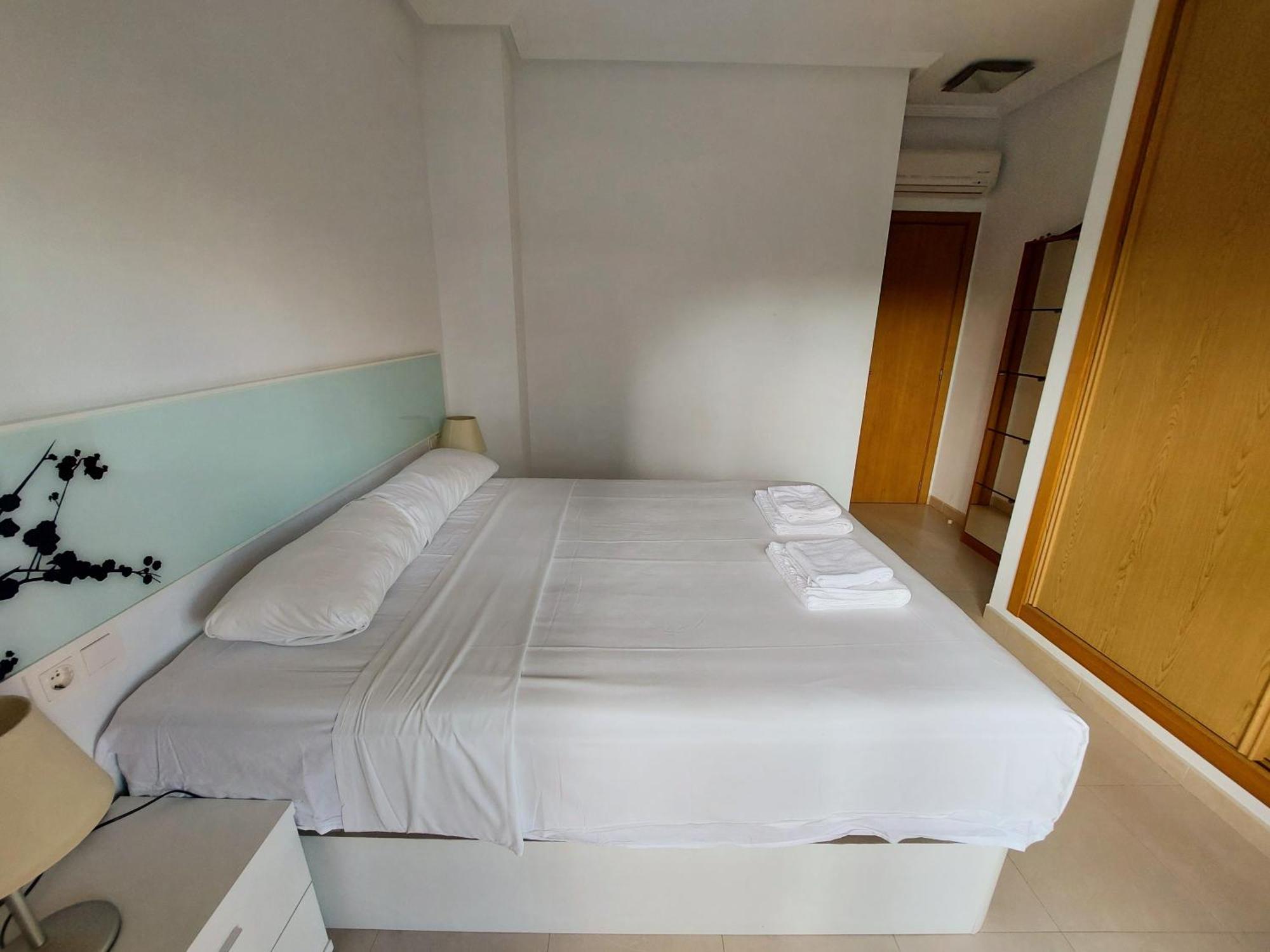 Arenales Playa By Mar Holidays อาเรนาเลส เดล ซอล ภายนอก รูปภาพ