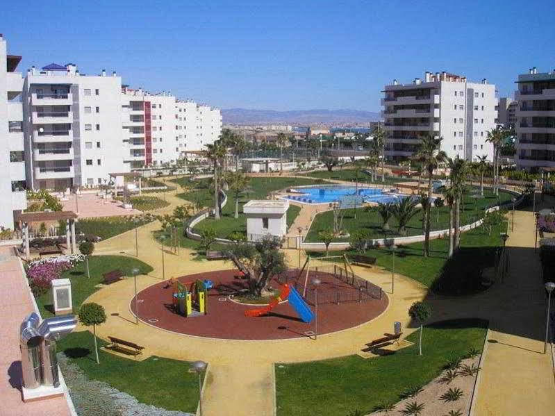 Arenales Playa By Mar Holidays อาเรนาเลส เดล ซอล ภายนอก รูปภาพ